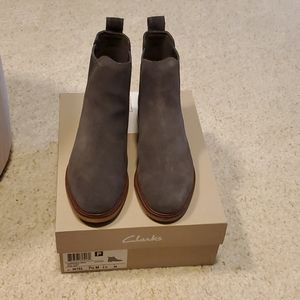 Clark's Clarkdale Arlo women's boots. Size 7.5M